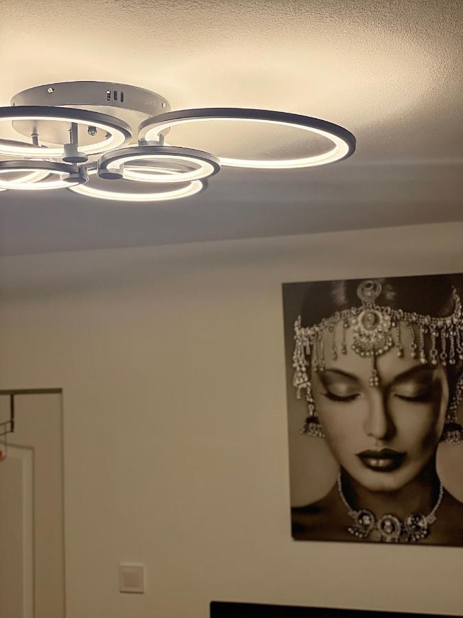 S&S Apartment Studio At Ground Floor Timisoara Town !!! Parcare La Locatie !! Exteriör bild